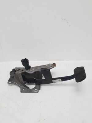 2006 - 2010 Volvo V50  Estate BRAKE PEDAL ASSEMBLY 8623144