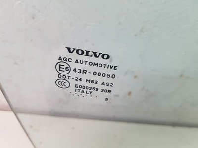 2006 - 2012 Volvo C30  Hatchback Right Front Door Window