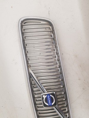 2006 - 2010 Volvo V50  Estate FRONT GRILL 8678556