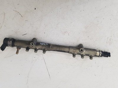 2000 - 2007 Volvo XC70  Estate Injection Rail 30757146 0445215023