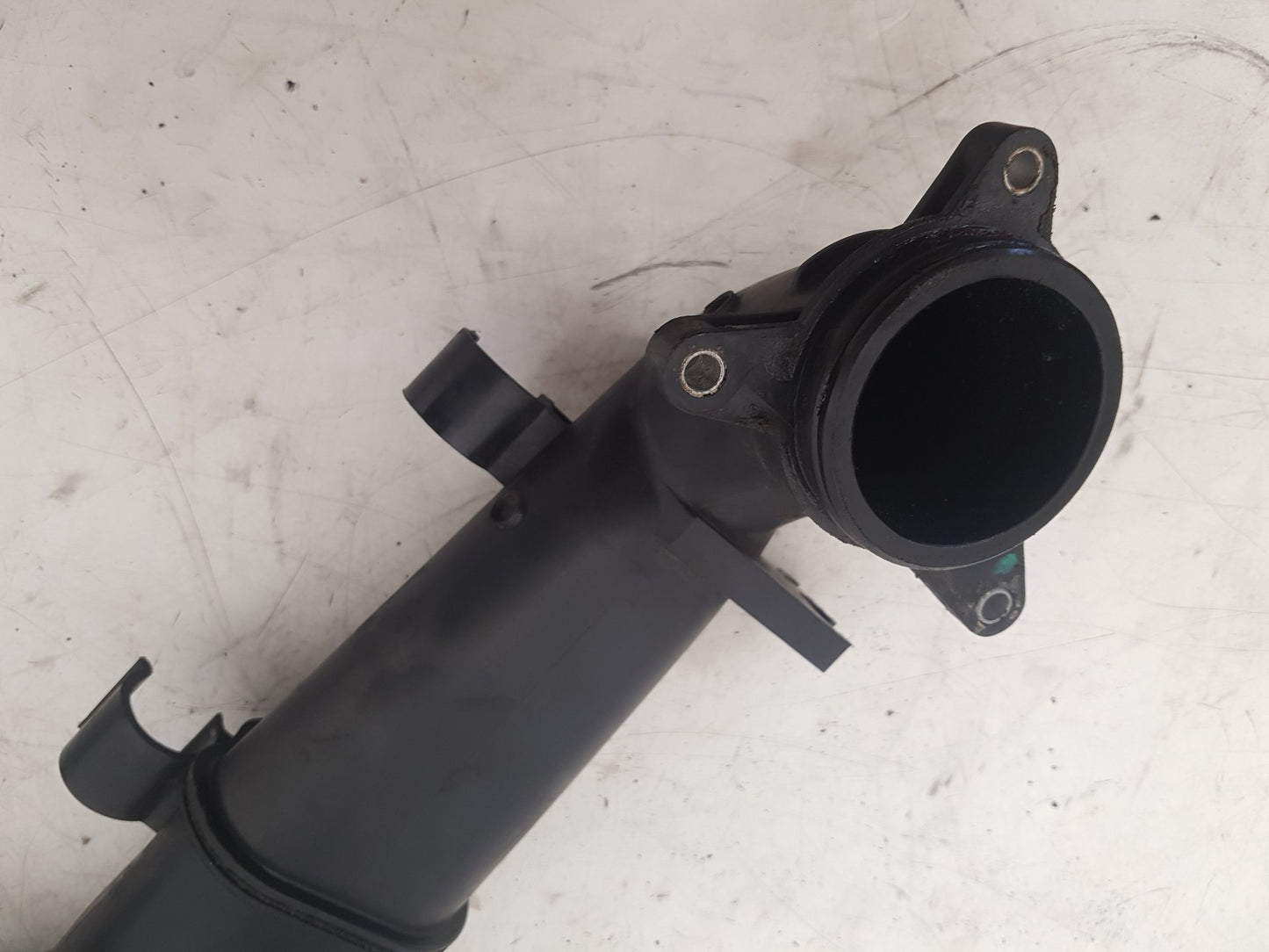 2010 - 2012 Saab 9-5  Saloon AIR INTAKE HOSE 13240176