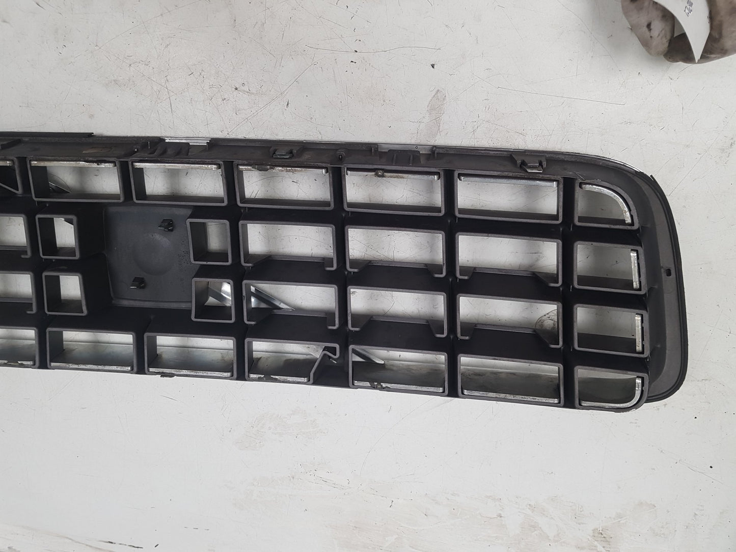 2003 - 2014 Volvo XC90 I 275 Estate FRONT GRILL 30678980