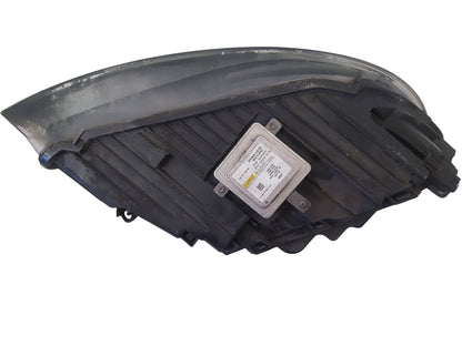 2013 - 2019 Volvo V40 III 525 Hatchback Passenger Headlight (Xenon)