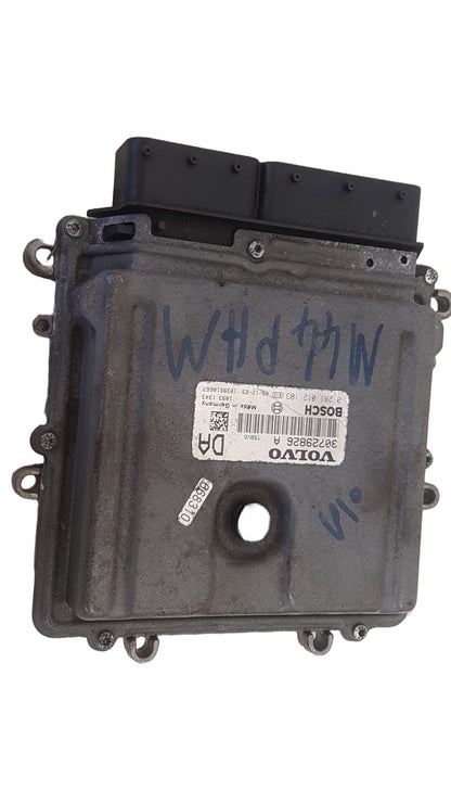 2000 - 2007 Volvo XC70  Estate Engine ECU 30729826A