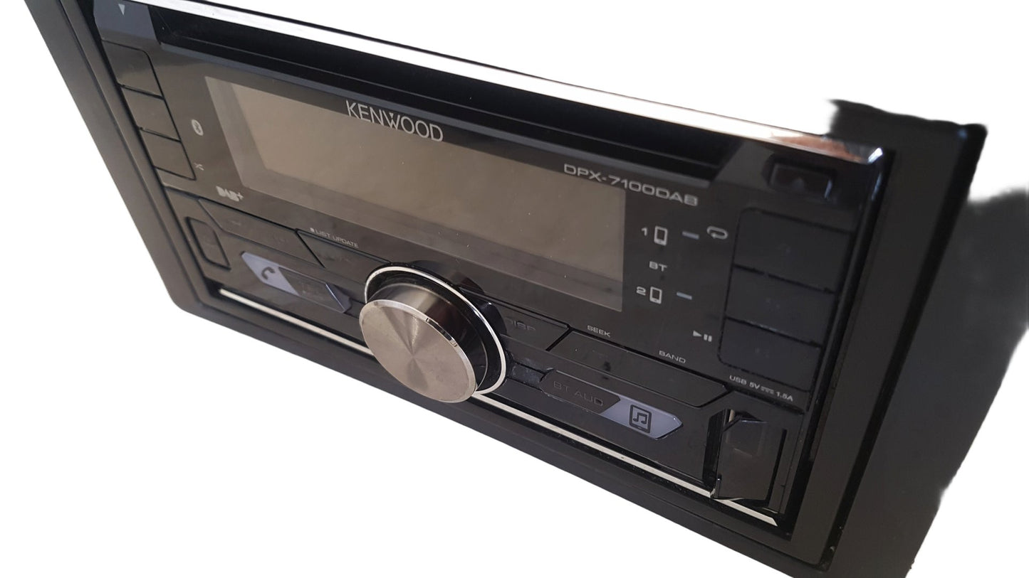 2009 Saab 9-3 YS3F Saloon Stereo Head Unit DPX-7100DAB