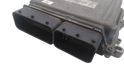 2007 Volvo XC90  Estate Engine ECU 30771550