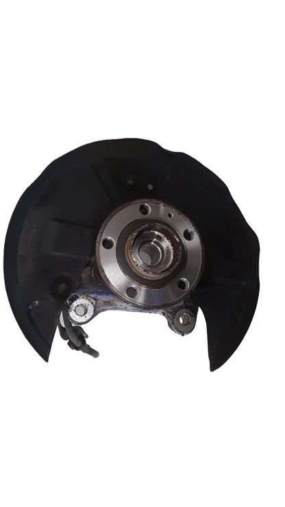 2017 - 2025 Volvo XC40 536 SUV Left Front Hub Assembly 32221856