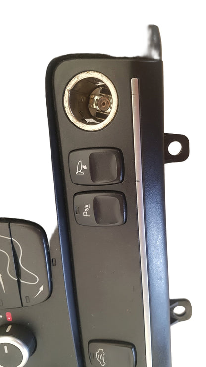 2007 Volvo XC90 I 275 Estate Heater Controls 30710682