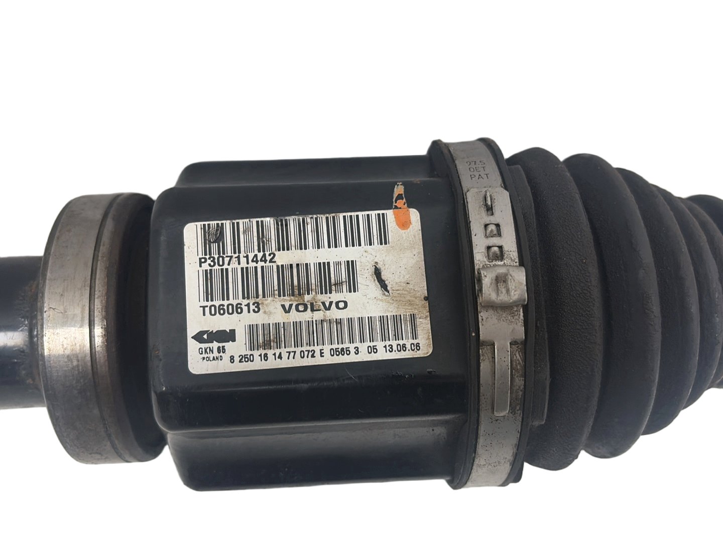 2000 - 2007 Volvo XC70  Estate Right Driveshaft 30711442