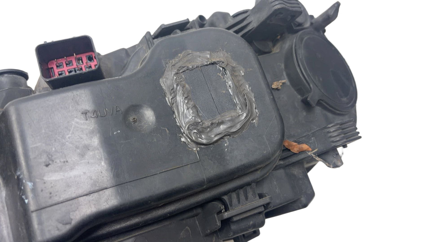 2008 - 2015 Volvo V70  Estate Right Headlight 31353336