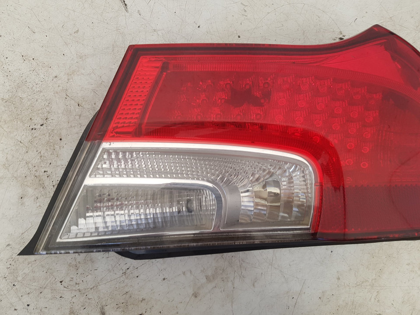 2006 - 2013 Volvo C70 II 542 Convertible Right Rear Light 31299413