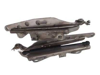 2000 - 2008 Volvo V70 II 285 Estate Bonnet Hinge/Strut 30716744