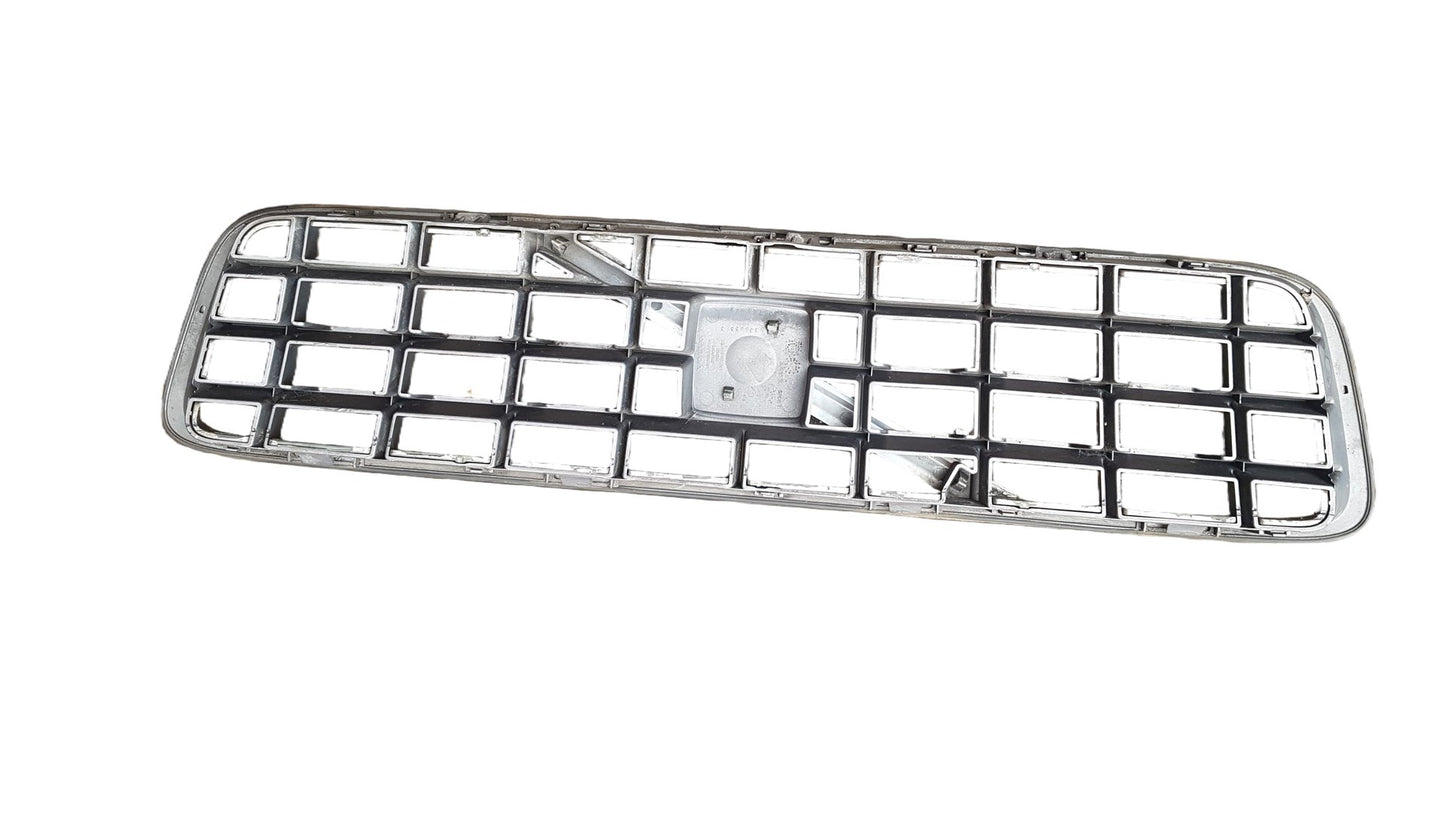 2007 - 2014 Volvo XC90  Estate Bumper Grille 30695512