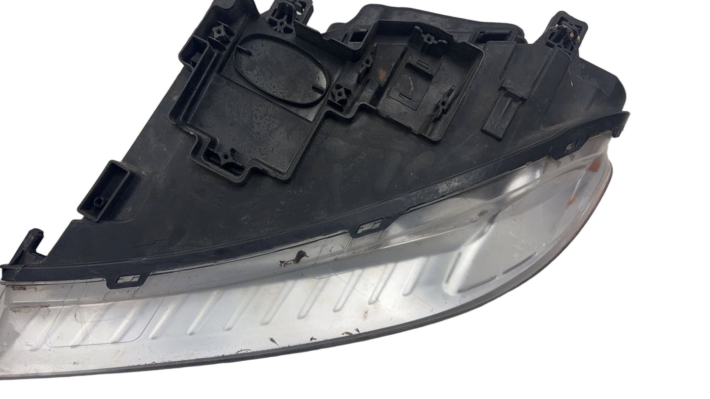 2008 - 2015 Volvo V70  Estate Right Headlight 31353336