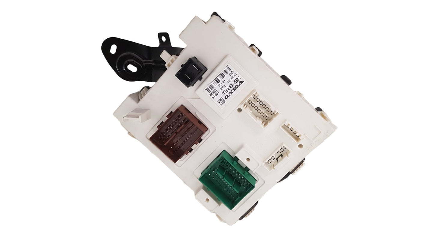 2017 - 2025 Volvo XC40 536 SUV Body Control Module
