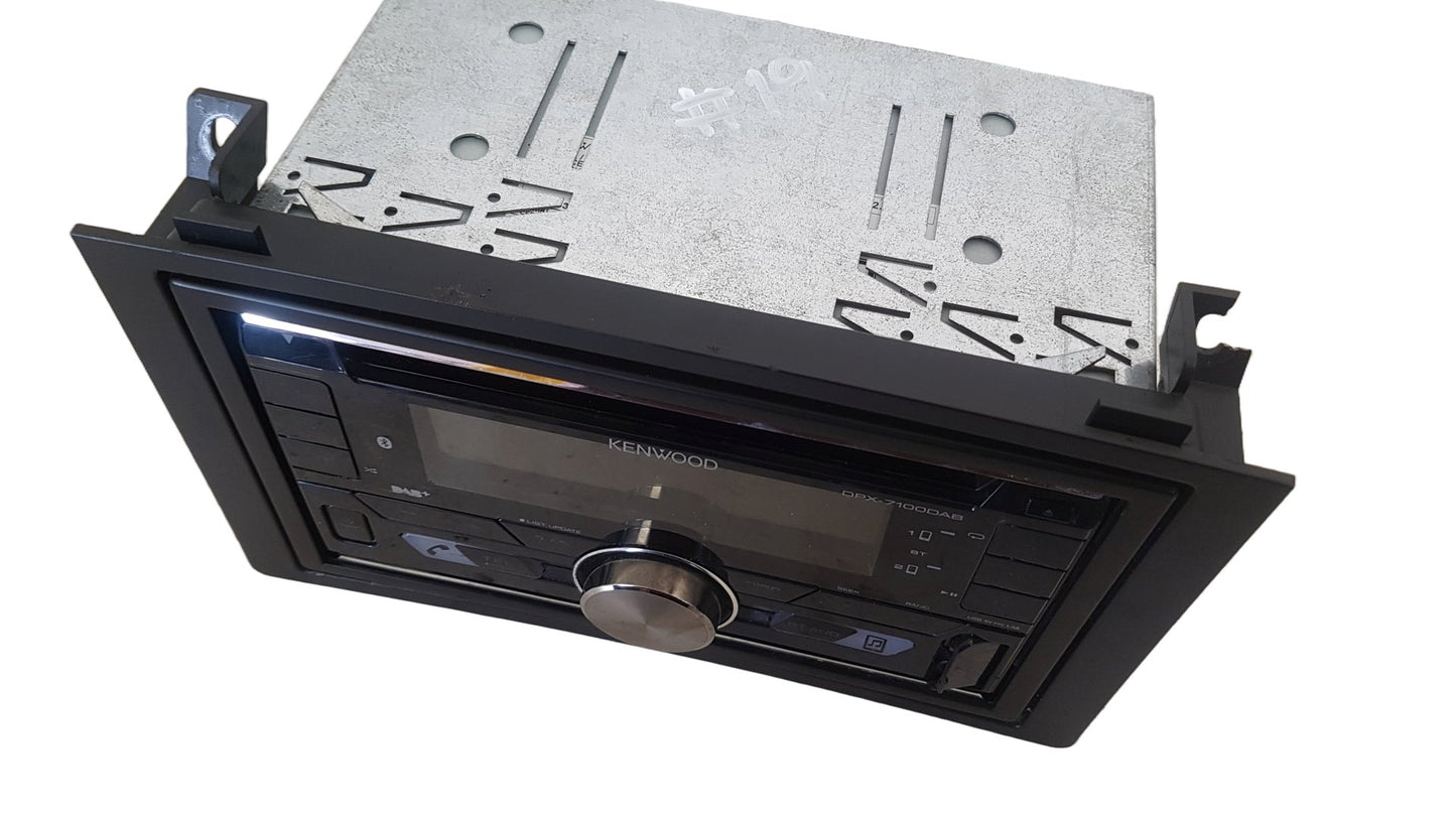 2009 Saab 9-3 YS3F Saloon Stereo Head Unit DPX-7100DAB