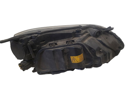 2013 - 2019 Volvo V40 III 525 Hatchback Passenger Headlight (Xenon)
