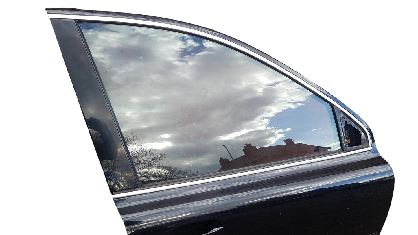 2005 - 2012 Volvo XC90  Estate Right Front Door