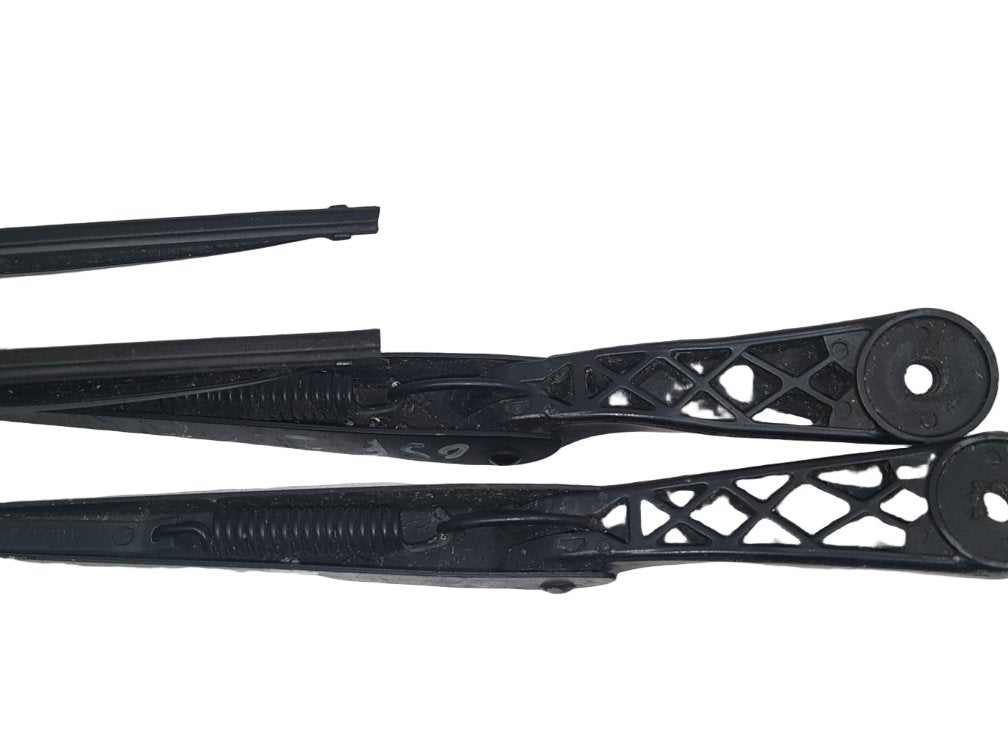 2005 - 2011 Saab 9-3 YS3F Saloon WIPER ARMS (PAIR) 12778769