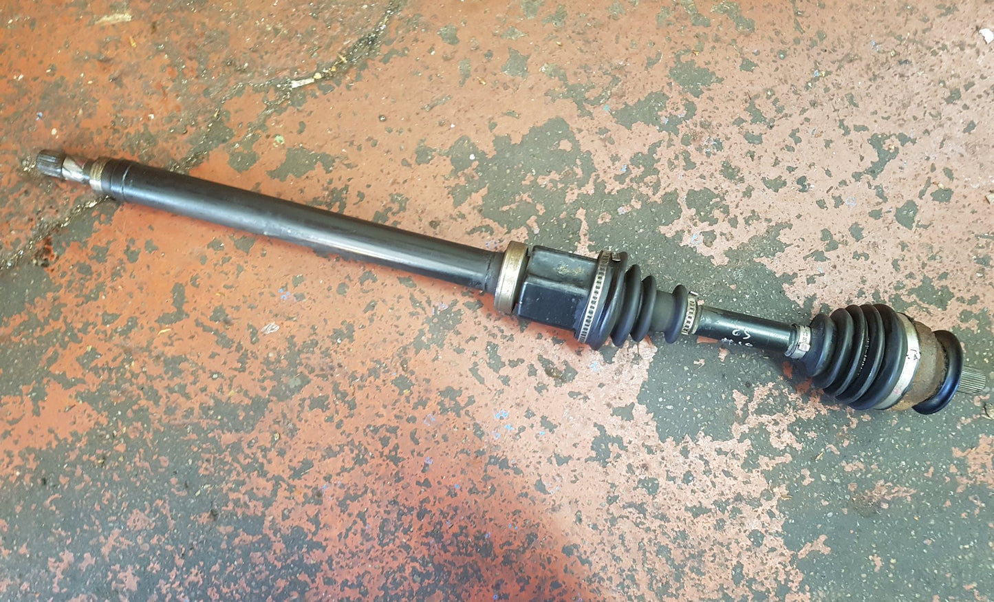 2006 - 2013 Volvo C70 II 542 Convertible Right Driveshaft 30759301