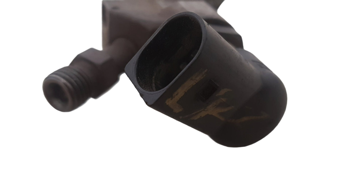 2008 Volvo C70   Fuel Injector 9657144580