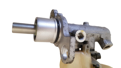 2003 - 2012 Saab 9-3 YS3F Convertible Brake Master Cylinder