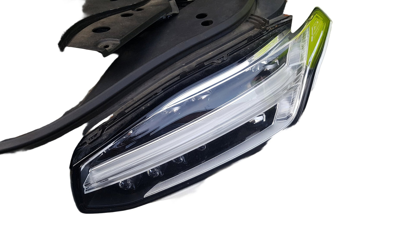 2015 - 2022 Volvo XC90 II 256 SUV Left Headlight