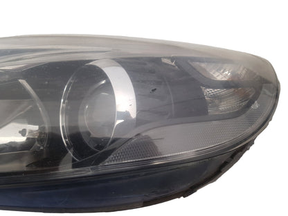 2013 - 2019 Volvo V40 III 525 Hatchback Passenger Headlight (Xenon)
