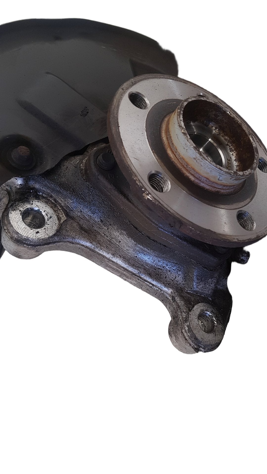 2017 - 2025 Volvo XC40 536 SUV Left Front Hub Assembly 32221856