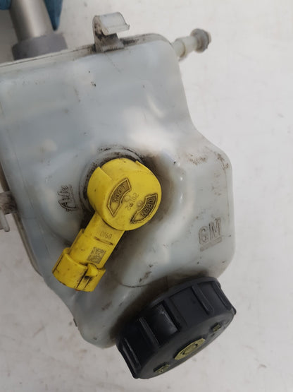 2010 - 2012 Saab 9-5  Saloon BRAKE FLUID RESERVOIR AND MASTER CYLINDER 4155 0110 24