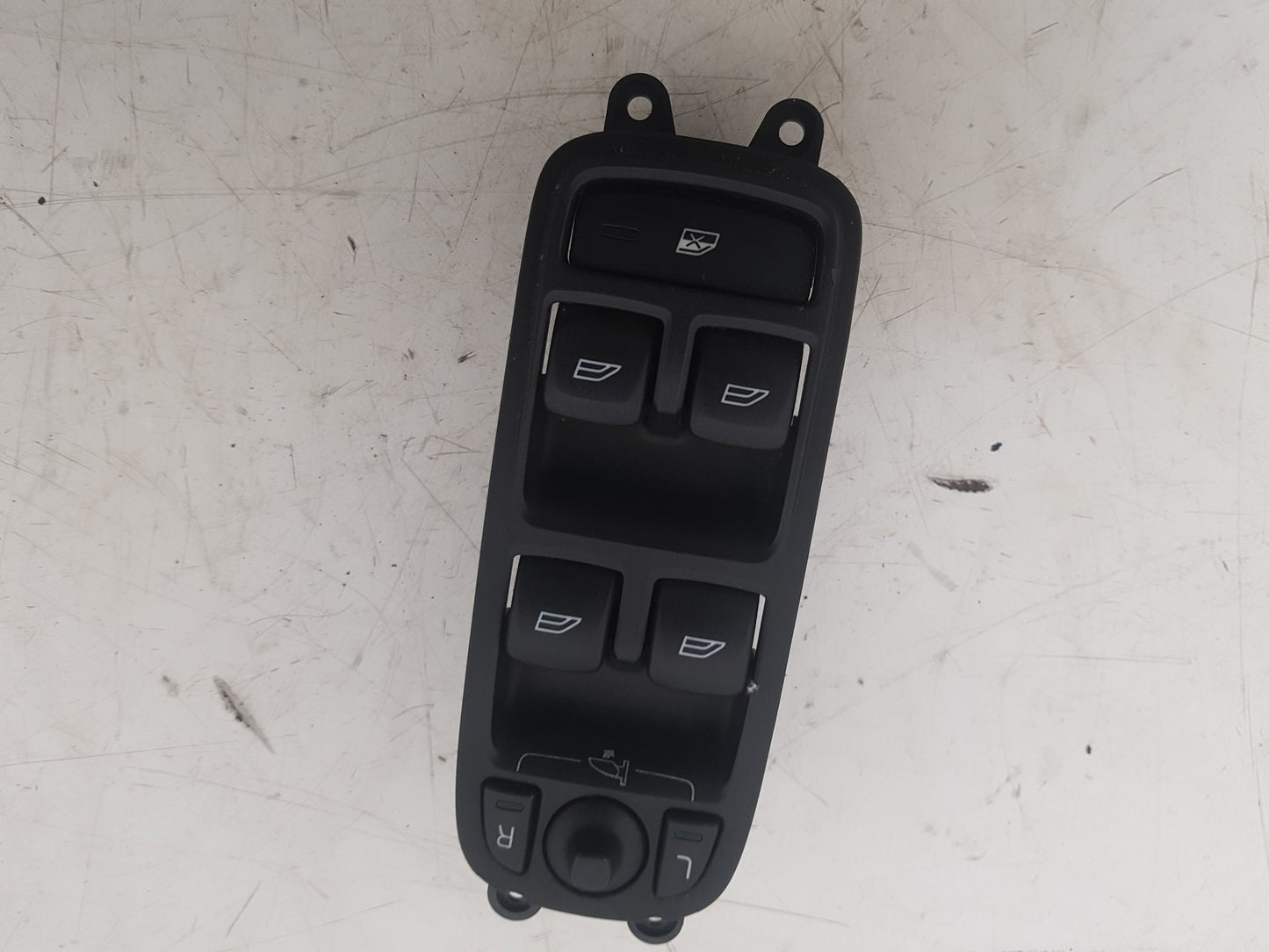 2010 - 2012 Volvo S40  Saloon Right Front Window Switch 31243549