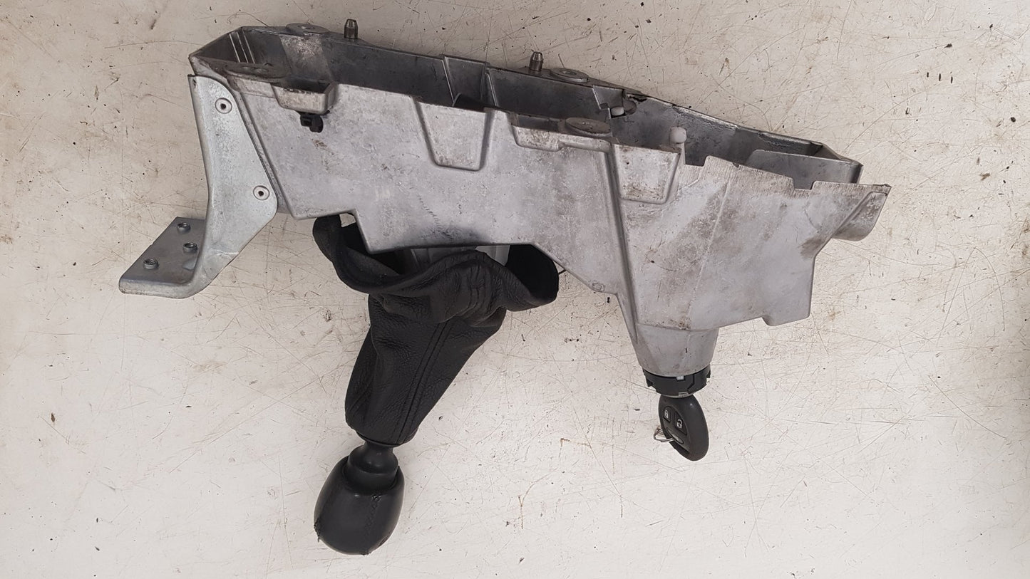 2004 Saab 9-5  Estate Gear Lever