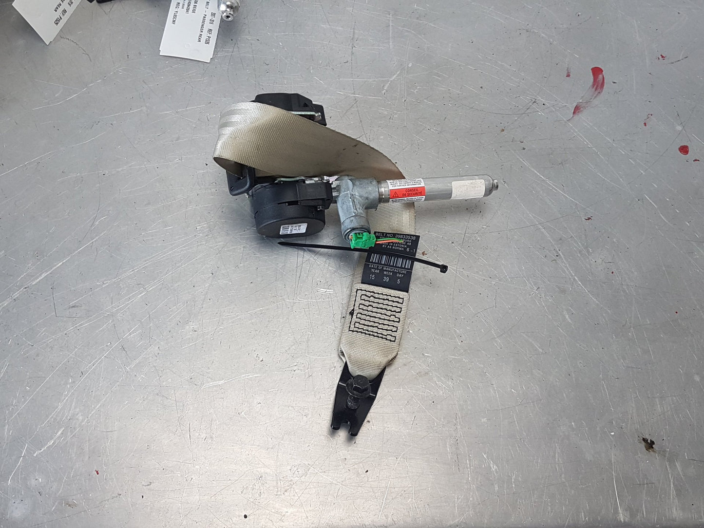 2014 - 2018 Volvo S80  Saloon Right Rear Seat belt 39833538 BEIGE