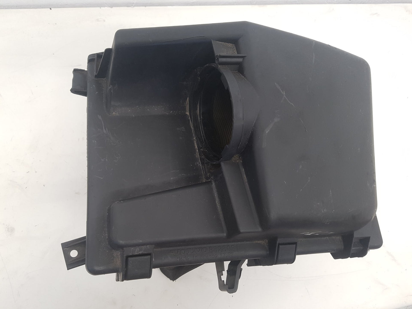 2001 - 2004 Volvo S60  Saloon Air Filter Box 8626061