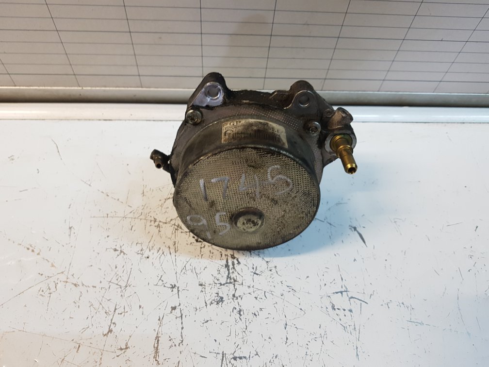 2006 - 2009 Saab 9-5  Estate Vacuum/Air Pump 55188660