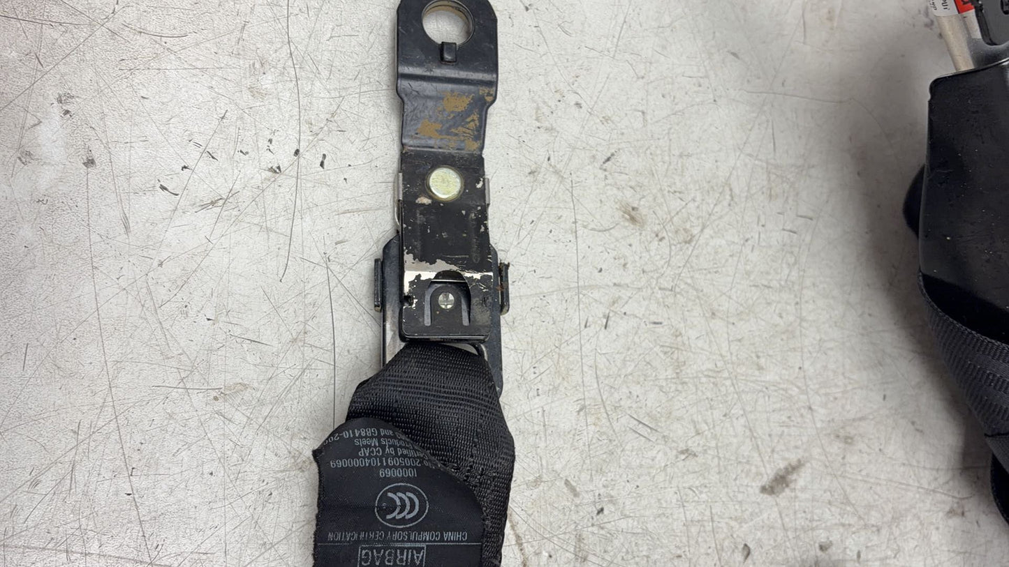 2008 - 2016 Volvo XC70 III 136 Estate Left Front Seat Belt 39811479