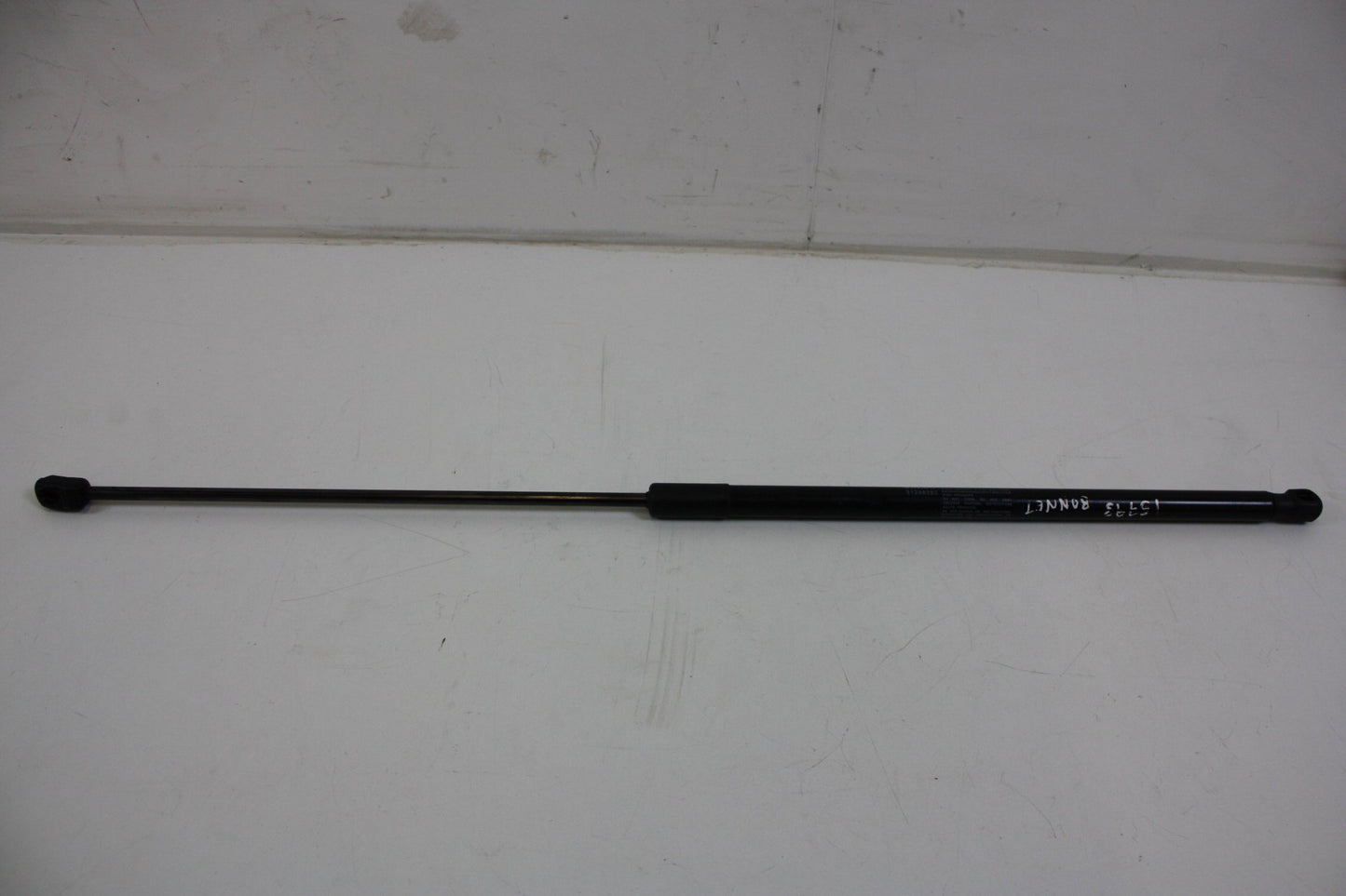 2012 - 2016 Volvo V40  Hatchback BONNET STRUTS/RAMS - PAIR 31298282