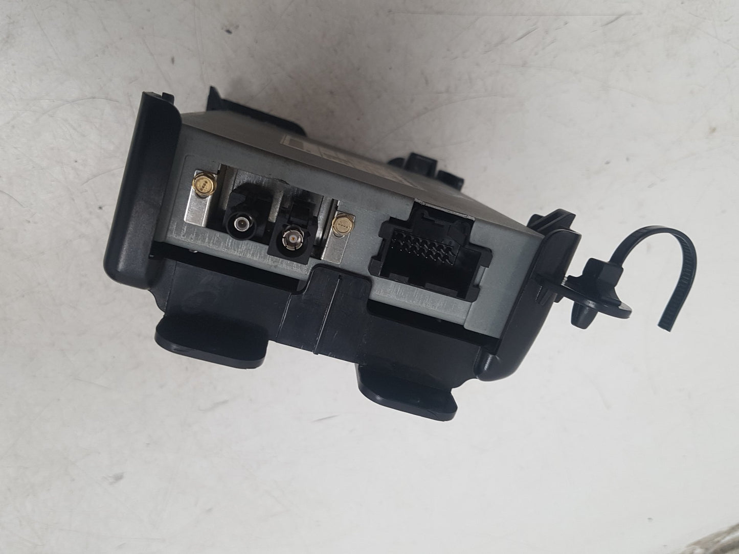 2010 Saab 9-3  Estate RADIO RECEIVER MODULE 12776392
