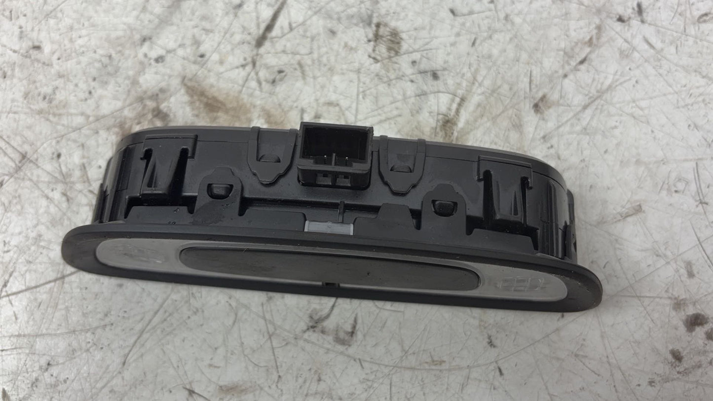 2011 - 2014 Volvo XC90  Estate Rear Interior Light 32289761