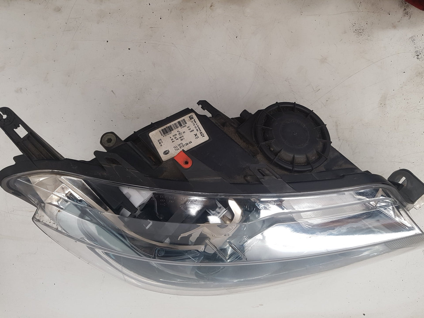 2010 - 2012 Saab 9-5  Saloon Right Headlight 12775737