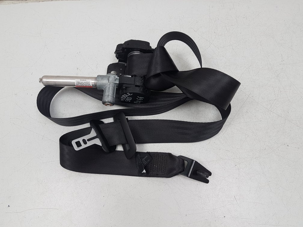 2006 - 2011 Volvo S80  Saloon Rear Centre Seat Belt 8639763