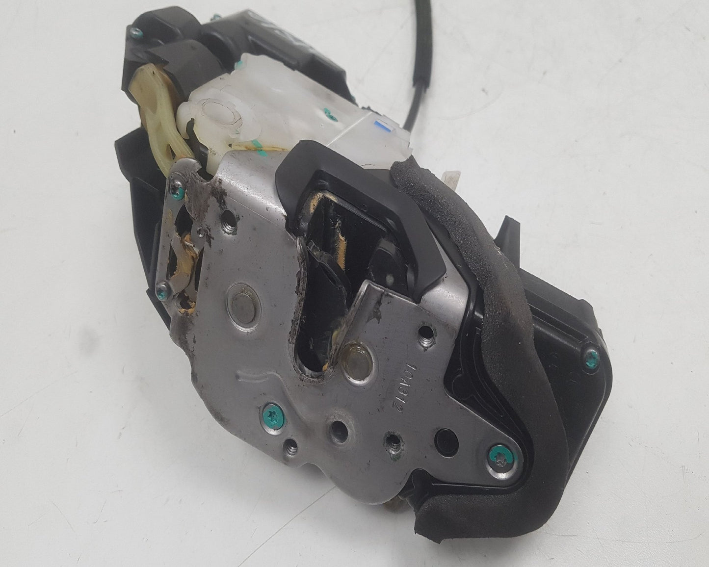 2010 - 2012 Saab 9-5  Saloon DOOR CATCH (O/S/F) 13503754