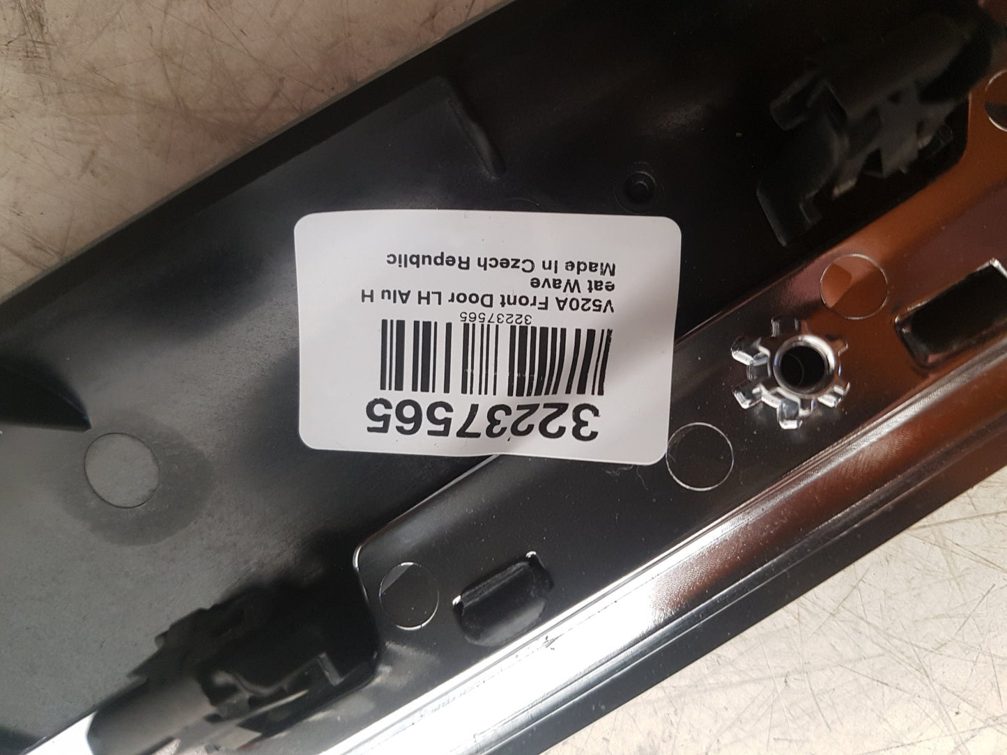 2017 - 2025 Volvo V90 235, 236 Estate DOOR TRIM / MOULDING 32237565