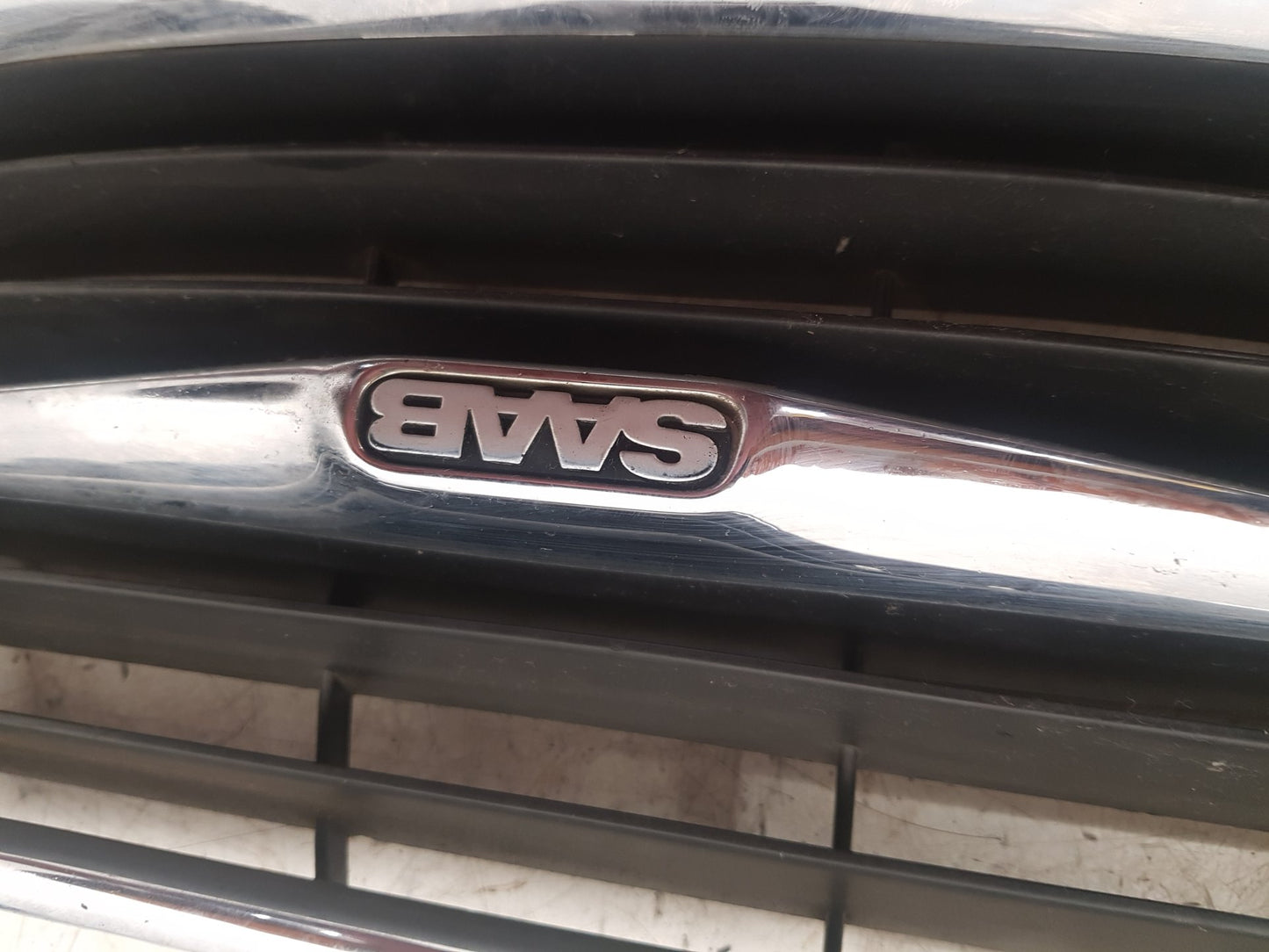 2003 - 2007 Saab 9-3  Convertible FRONT GRILL 12787224