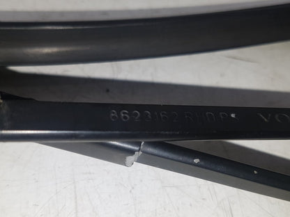 2007 Volvo XC90  Estate FRONT WIPER ARMS (PAIR) 8623162