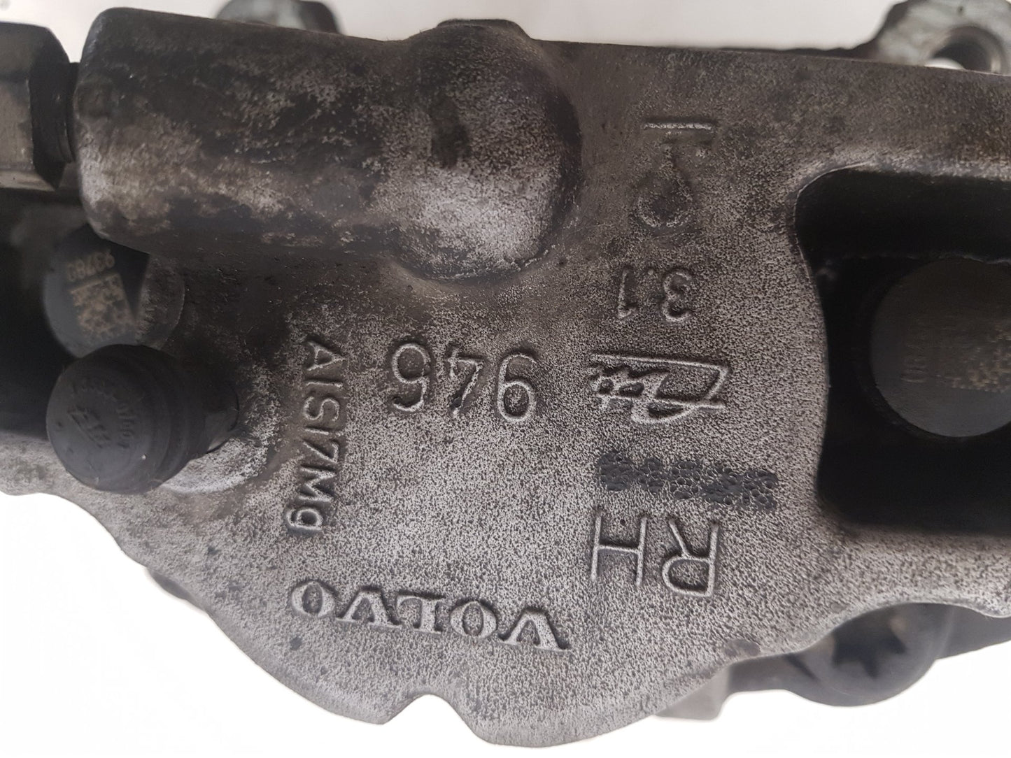 2001 - 2008 Volvo V70  Estate Left Front Caliper