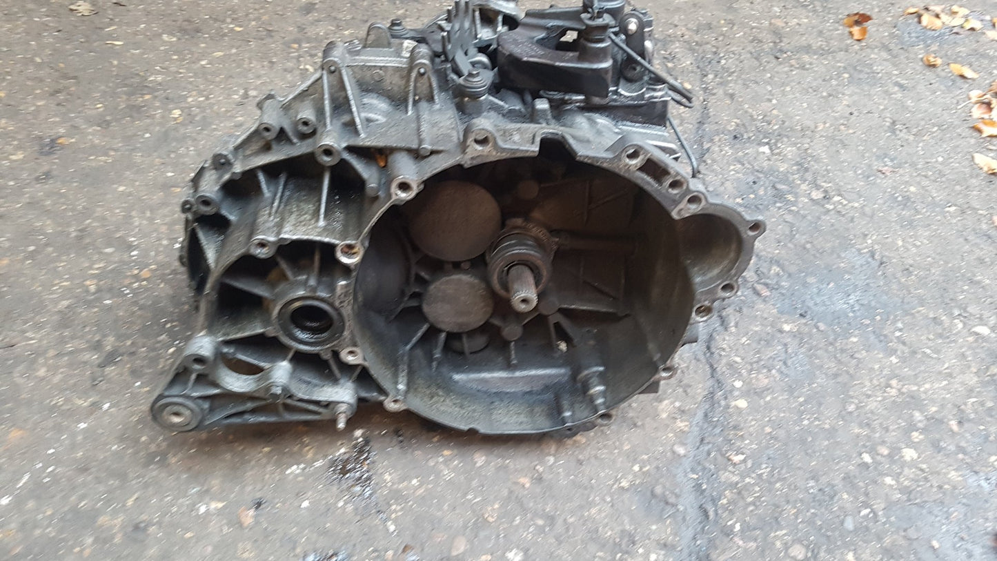 2012 - 2015 Volvo V40  Hatchback Manual Gearbox B66R 7002 AB
