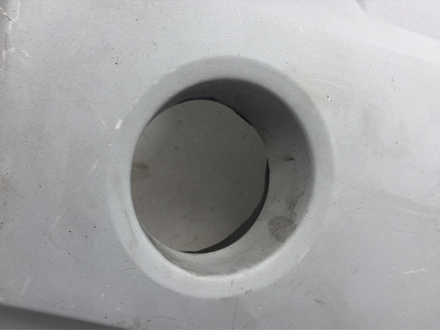 2006 Volvo XC90 I 275 SUV Engine Cover 30757535