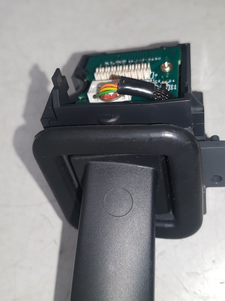 2003 - 2007 Volvo V70  Estate Wiper Switch 8691545
