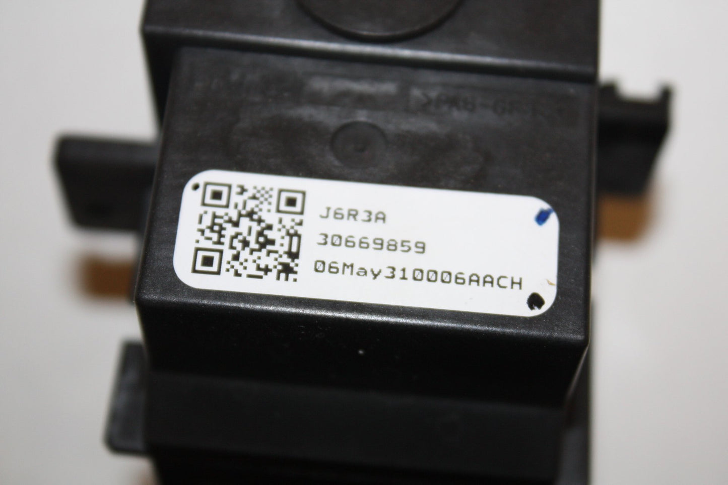 2006 - 2010 Volvo S80   Wiper Switch 30669859